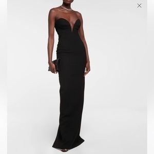 Monot Deep Plunging Gown US 4